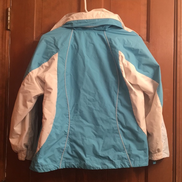 Girls Columbia winter jacket outer shell - Picture 3 of 13